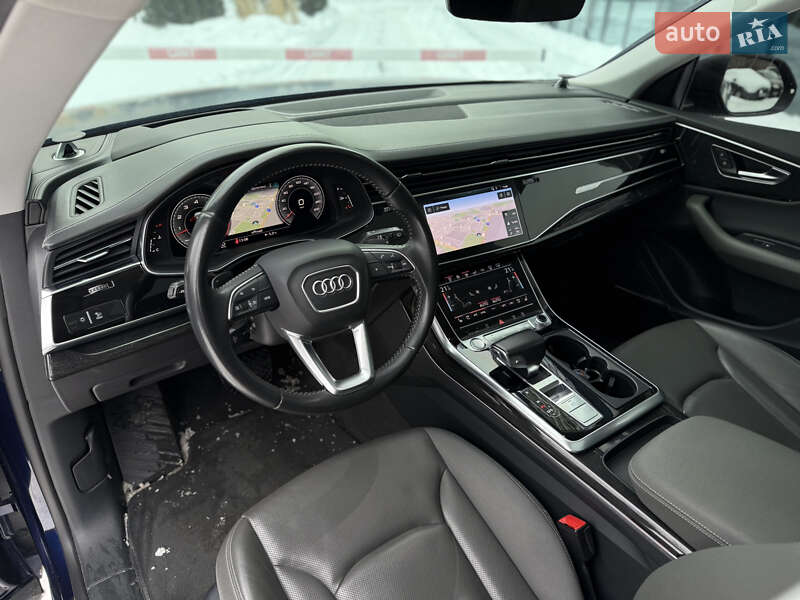 Позашляховик / Кросовер Audi Q8 2018 в Львові