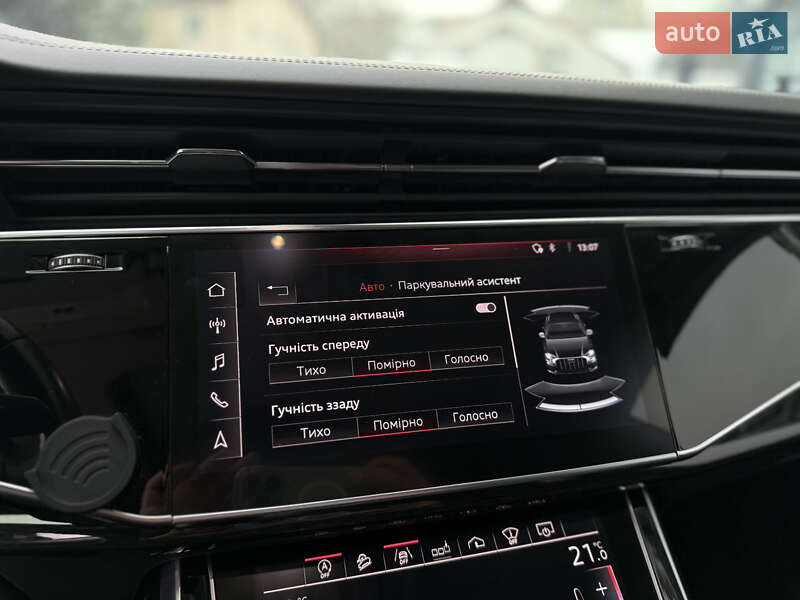 Позашляховик / Кросовер Audi Q8 2018 в Львові