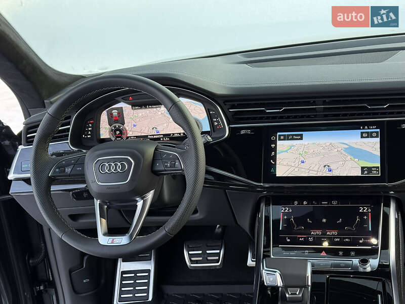 Внедорожник / Кроссовер Audi Q8 2024 в Киеве