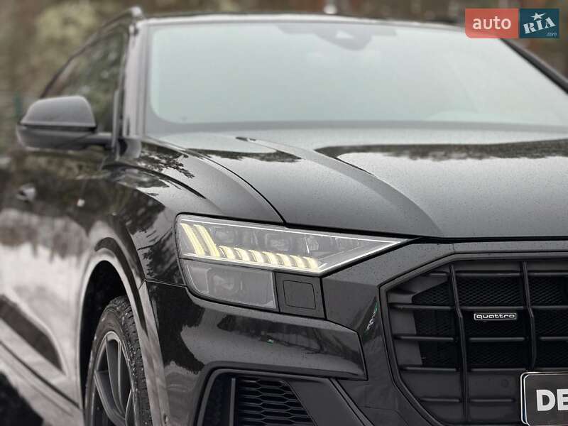 Внедорожник / Кроссовер Audi Q8 2023 в Киеве