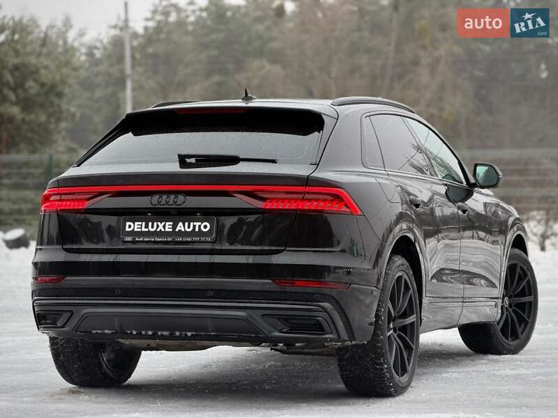 Внедорожник / Кроссовер Audi Q8 2023 в Киеве