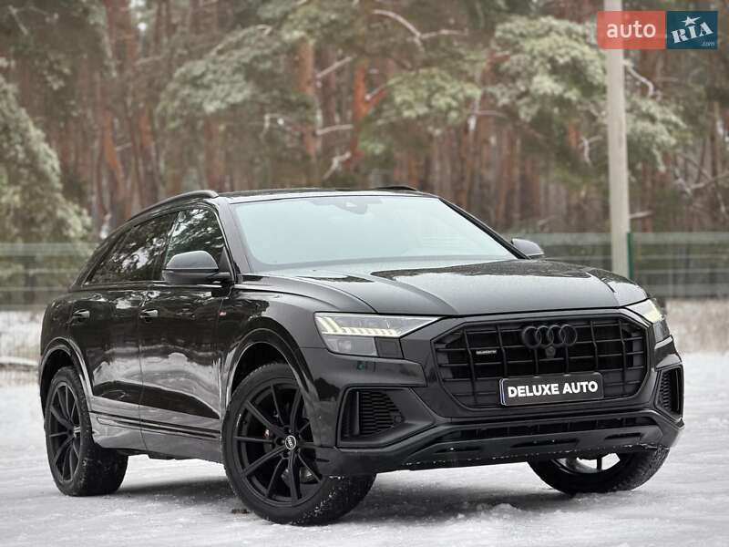 Внедорожник / Кроссовер Audi Q8 2023 в Киеве