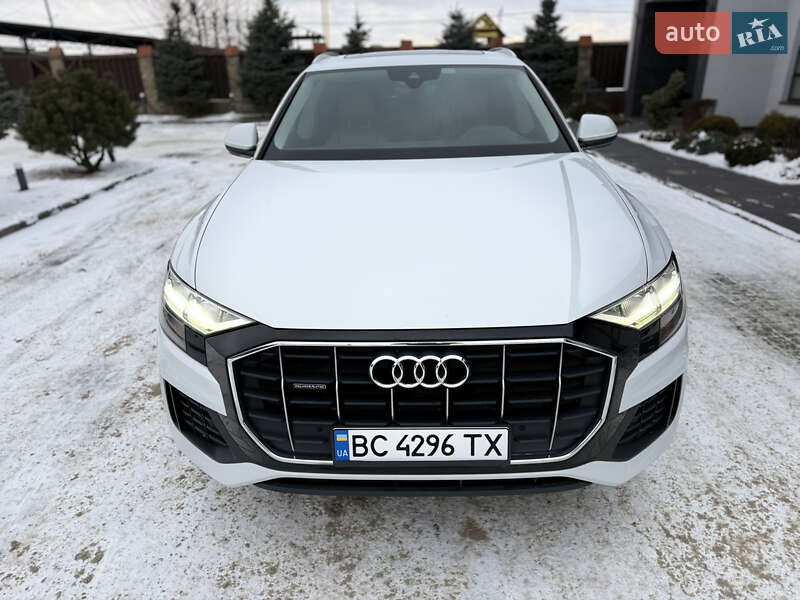 Внедорожник / Кроссовер Audi Q8 2018 в Киеве