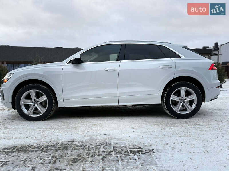 Внедорожник / Кроссовер Audi Q8 2018 в Киеве