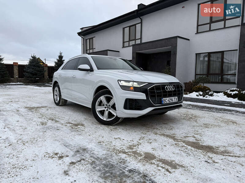 Внедорожник / Кроссовер Audi Q8 2018 в Киеве