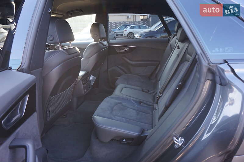 Внедорожник / Кроссовер Audi Q8 2023 в Одессе