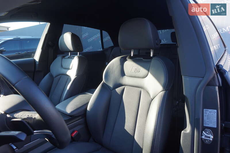 Внедорожник / Кроссовер Audi Q8 2023 в Одессе