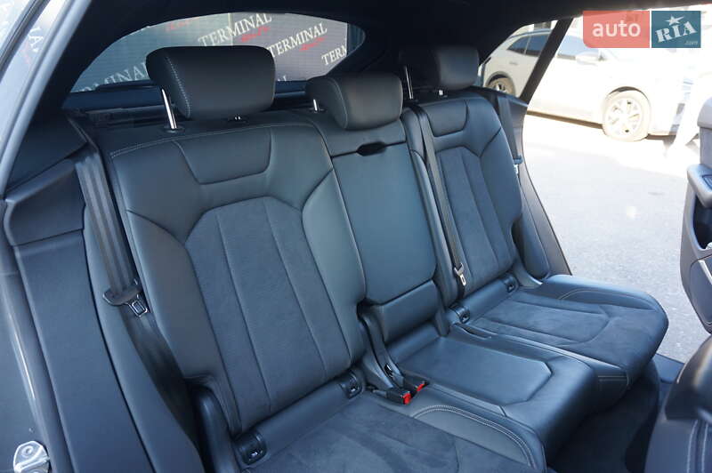 Внедорожник / Кроссовер Audi Q8 2023 в Одессе