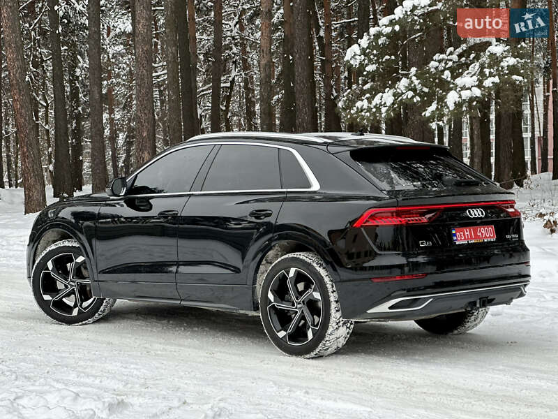 Внедорожник / Кроссовер Audi Q8 2019 в Львове