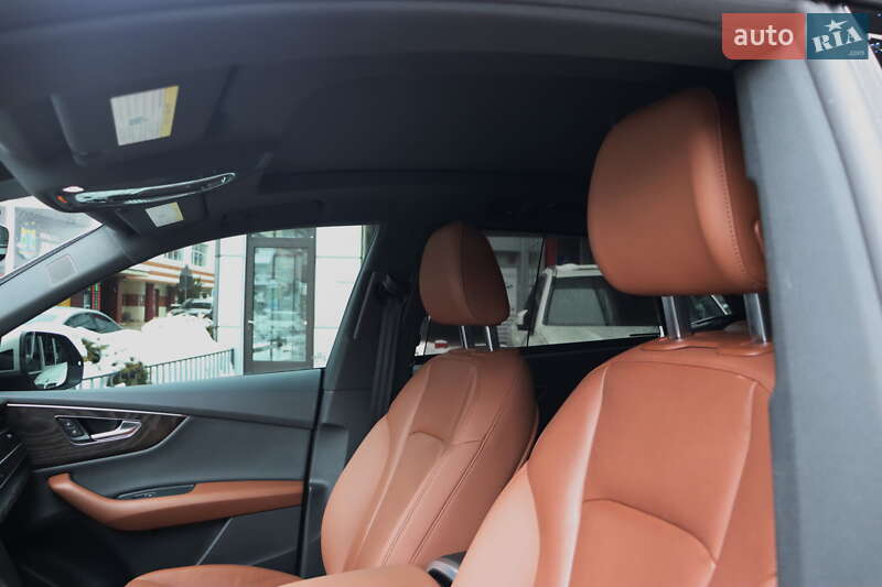 Внедорожник / Кроссовер Audi Q8 2021 в Львове