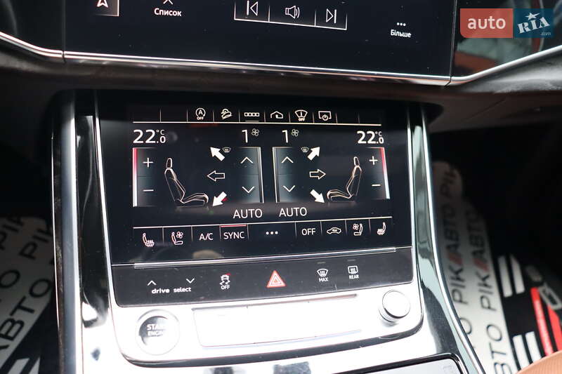 Внедорожник / Кроссовер Audi Q8 2021 в Львове