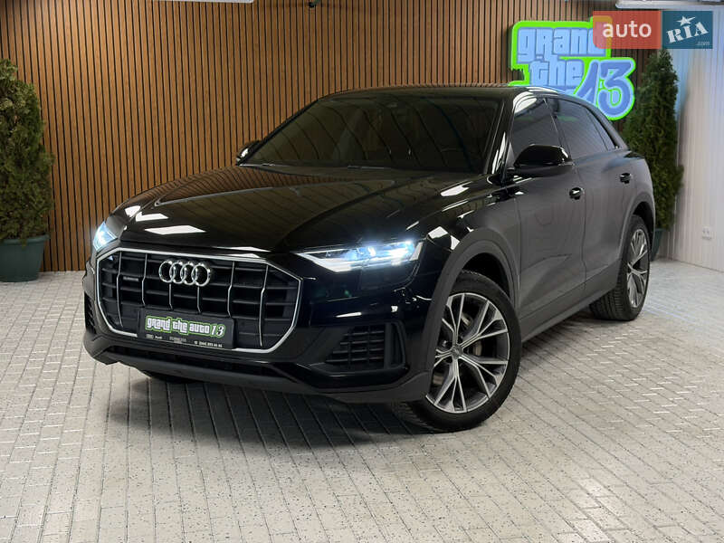 Внедорожник / Кроссовер Audi Q8 2019 в Киеве
