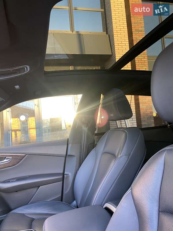 Внедорожник / Кроссовер Audi Q8 2020 в Виннице