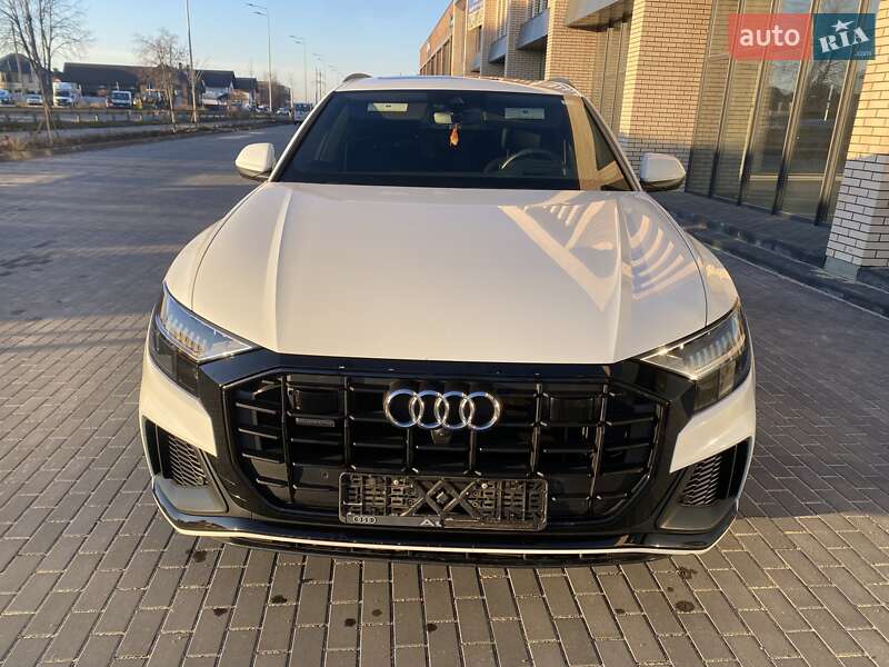 Внедорожник / Кроссовер Audi Q8 2020 в Виннице