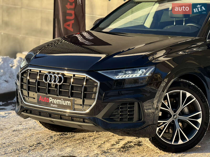 Внедорожник / Кроссовер Audi Q8 2020 в Харькове