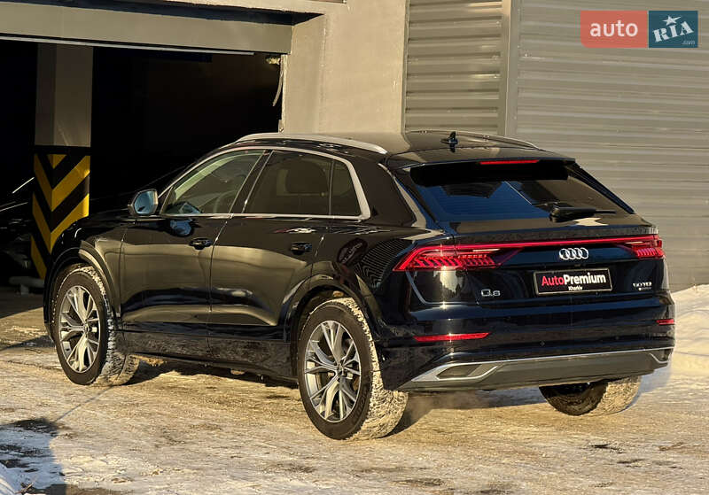 Внедорожник / Кроссовер Audi Q8 2020 в Харькове