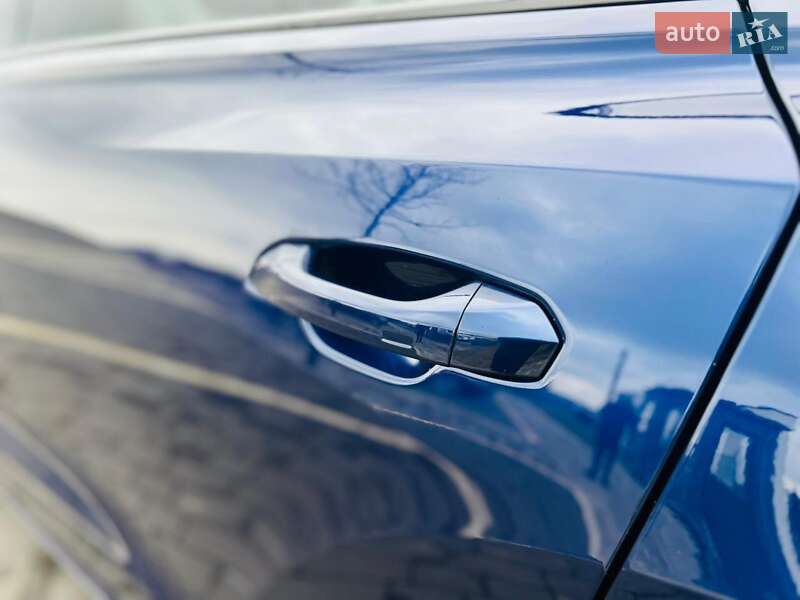 Внедорожник / Кроссовер Audi Q8 2020 в Киеве