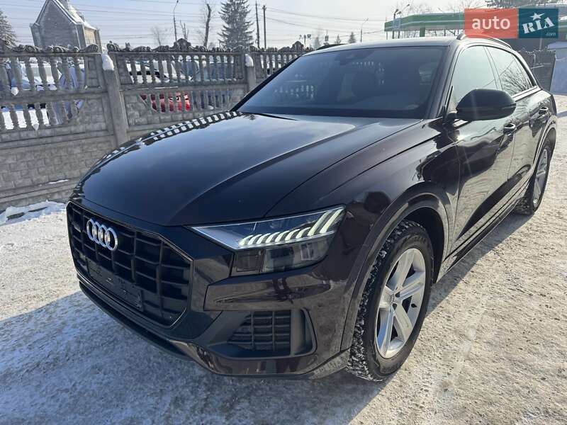 Внедорожник / Кроссовер Audi Q8 2019 в Тернополе