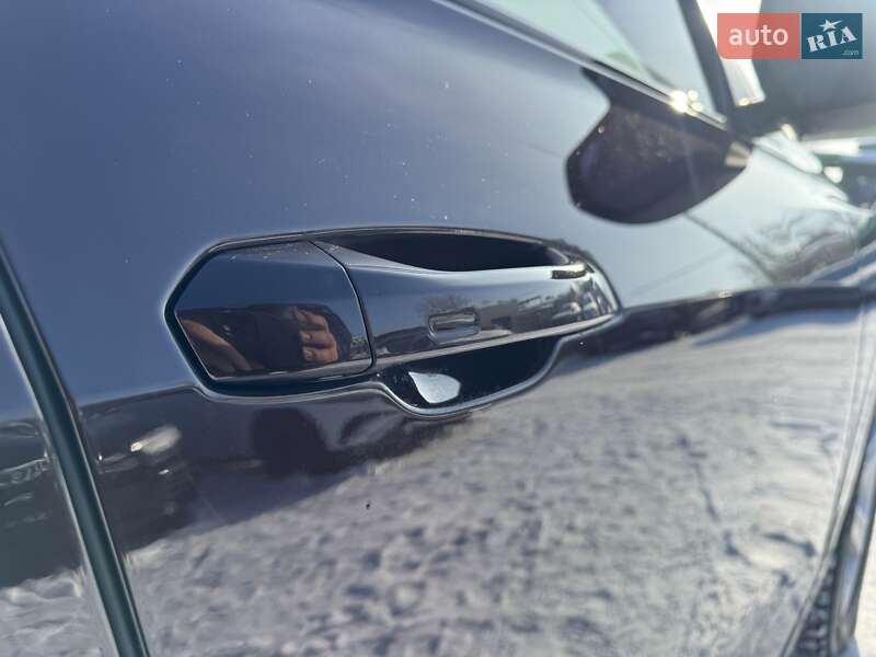 Внедорожник / Кроссовер Audi Q8 2019 в Тернополе