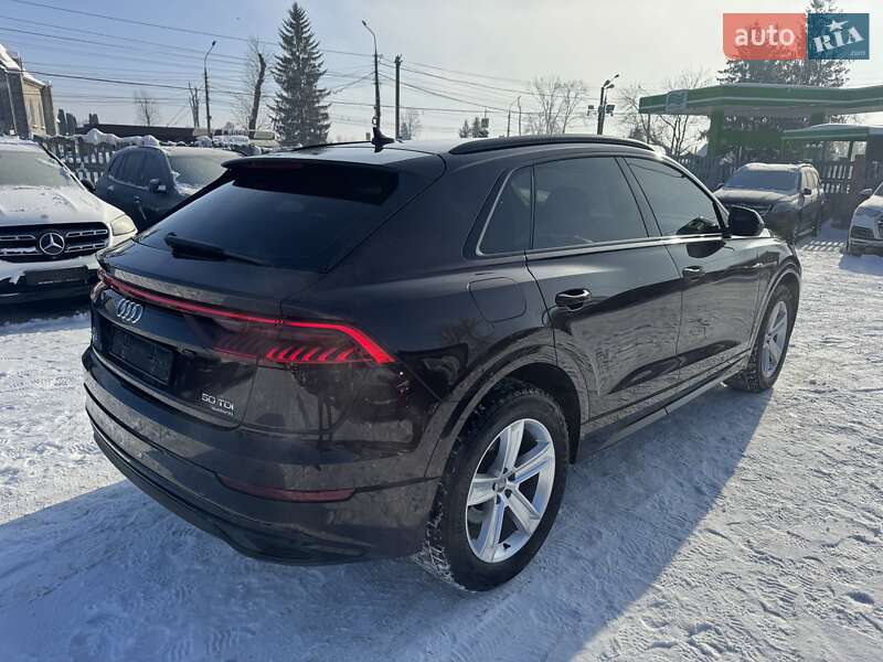 Внедорожник / Кроссовер Audi Q8 2019 в Тернополе