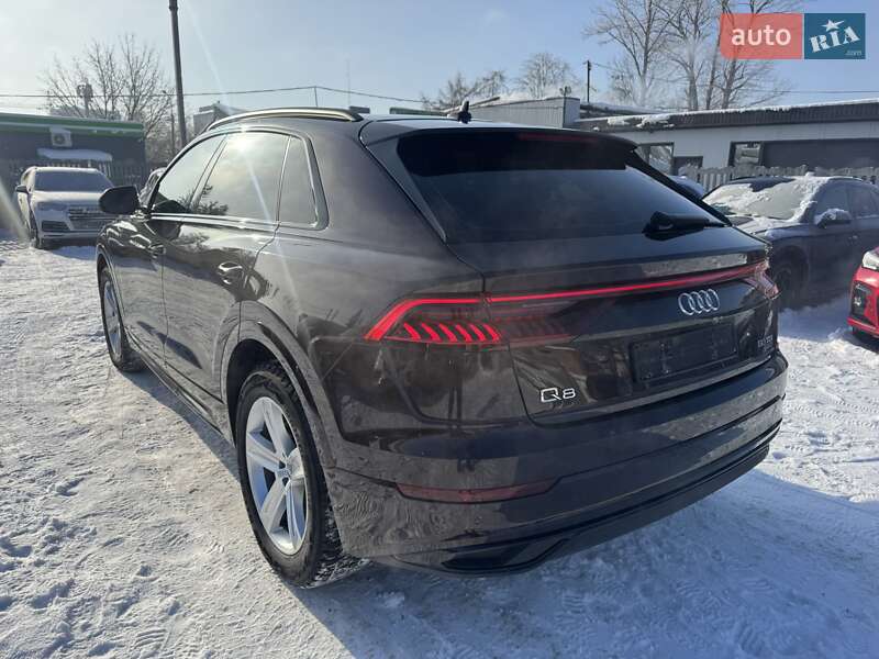 Внедорожник / Кроссовер Audi Q8 2019 в Тернополе