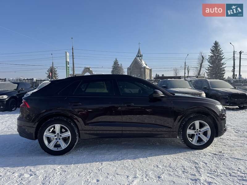 Внедорожник / Кроссовер Audi Q8 2019 в Тернополе