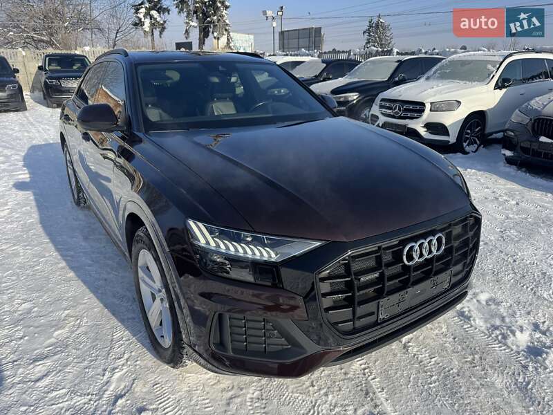 Внедорожник / Кроссовер Audi Q8 2019 в Тернополе
