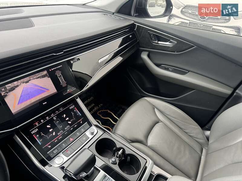 Внедорожник / Кроссовер Audi Q8 2018 в Тернополе фото 12 Внедорожник / Кроссовер Audi Q8 2018 в Тернополе