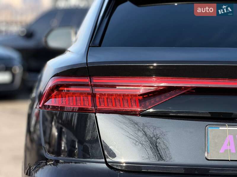 Внедорожник / Кроссовер Audi Q8 2018 в Кривом Роге