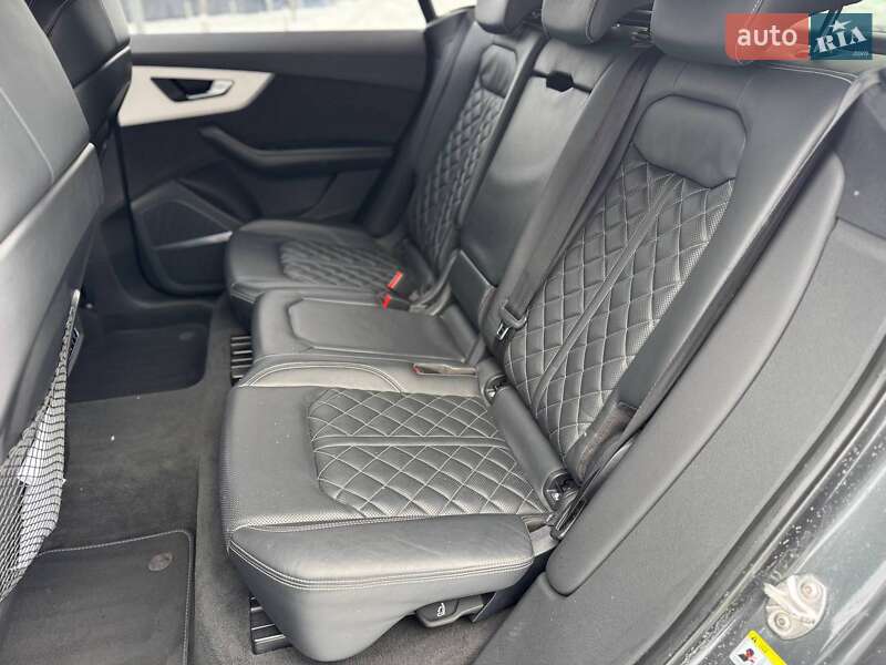 Внедорожник / Кроссовер Audi Q8 2018 в Киеве фото 9 Внедорожник / Кроссовер Audi Q8 2018 в Киеве