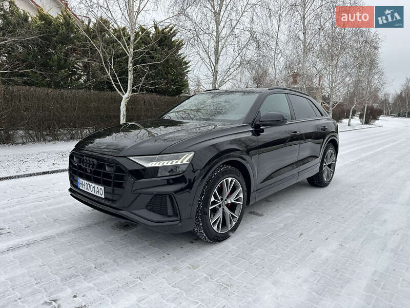 Audi Q8 2021