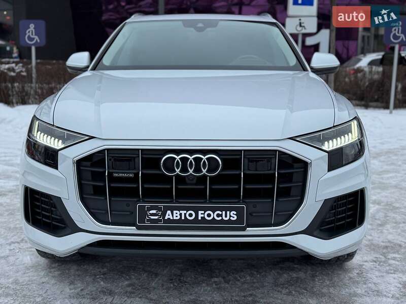 Позашляховик / Кросовер Audi Q8 2018 в Києві