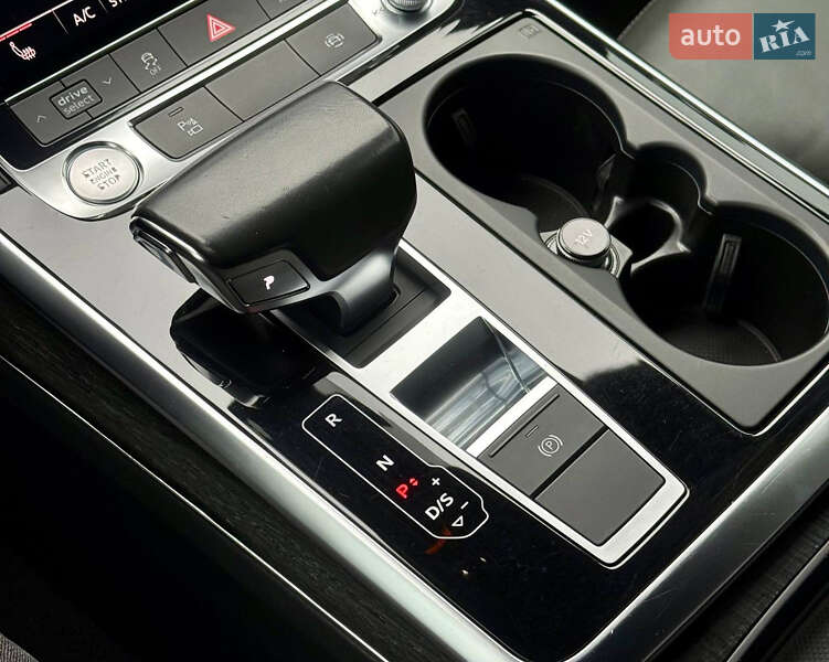 Внедорожник / Кроссовер Audi Q8 2018 в Киеве фото 37 Внедорожник / Кроссовер Audi Q8 2018 в Киеве