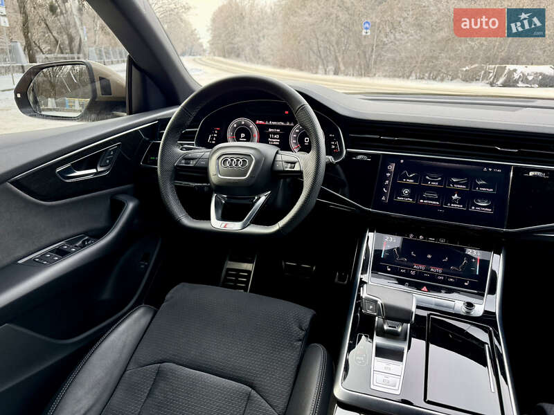 Позашляховик / Кросовер Audi Q8 2024 в Полтаві фото 12 Позашляховик / Кросовер Audi Q8 2024 в Полтаві