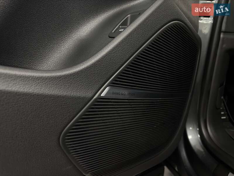 Внедорожник / Кроссовер Audi Q8 2020 в Тернополе