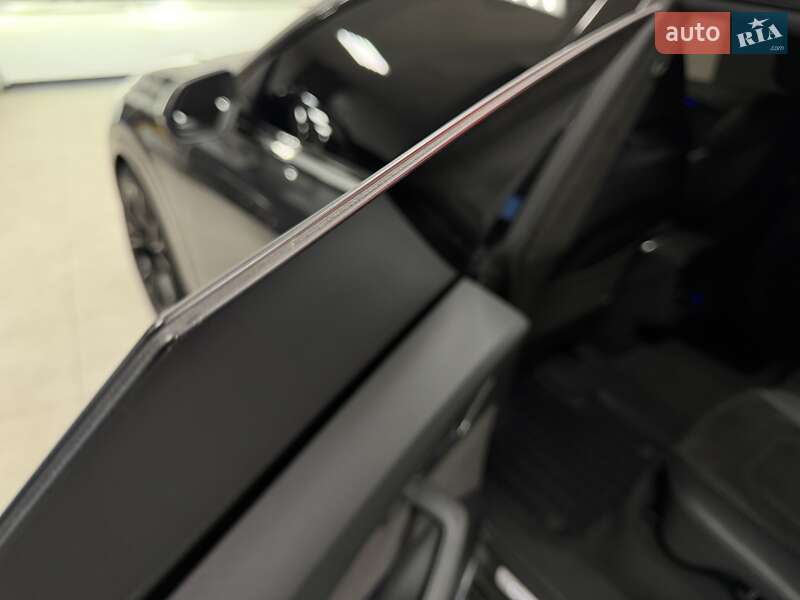 Внедорожник / Кроссовер Audi Q8 2020 в Тернополе