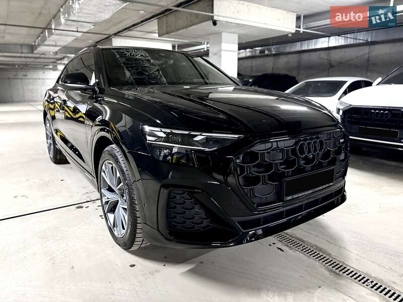 Внедорожник / Кроссовер Audi Q8 2024 в Днепре