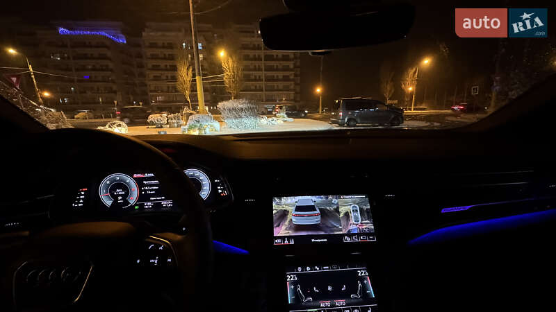Позашляховик / Кросовер Audi Q8 2025 в Одесі