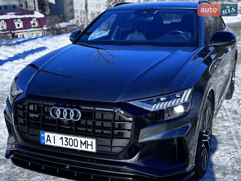 Позашляховик / Кросовер Audi Q8 2020 в Києві