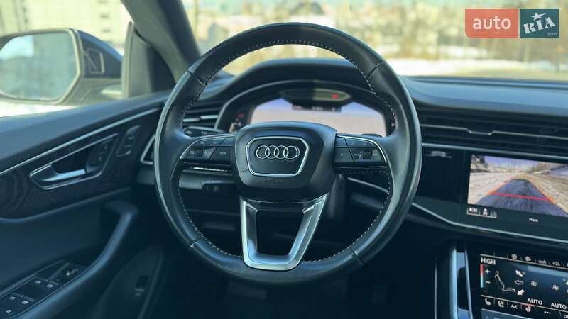 Позашляховик / Кросовер Audi Q8 2020 в Києві