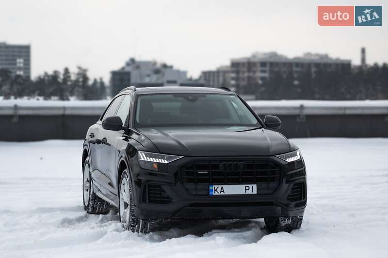 Позашляховик / Кросовер Audi Q8 2022 в Києві