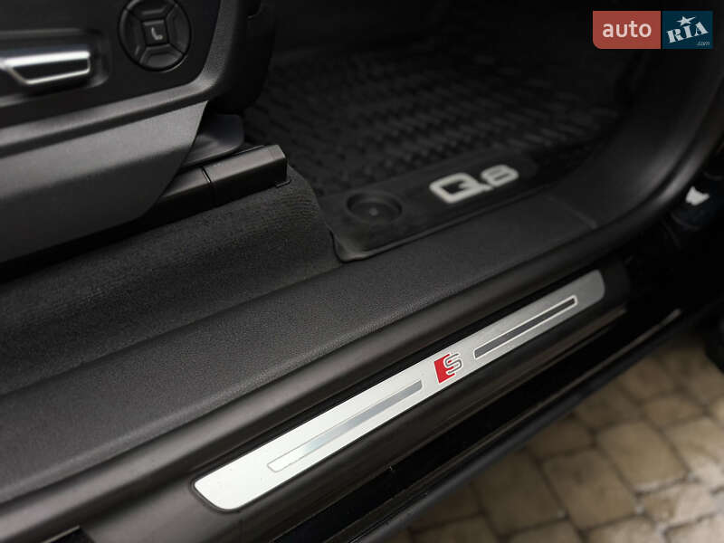 Позашляховик / Кросовер Audi Q8 2024 в Львові фото 26 Позашляховик / Кросовер Audi Q8 2024 в Львові