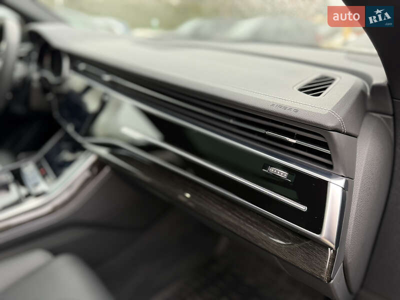 Позашляховик / Кросовер Audi Q8 2024 в Львові фото 31 Позашляховик / Кросовер Audi Q8 2024 в Львові