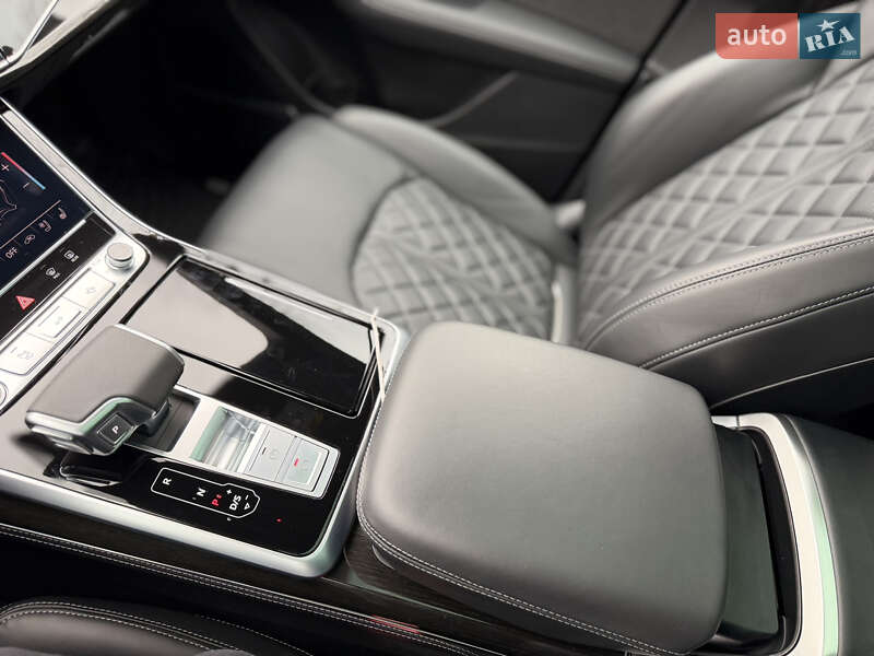 Позашляховик / Кросовер Audi Q8 2024 в Львові фото 40 Позашляховик / Кросовер Audi Q8 2024 в Львові