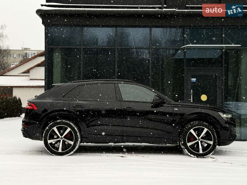 Внедорожник / Кроссовер Audi Q8 2019 в Львове фото 11 Внедорожник / Кроссовер Audi Q8 2019 в Львове