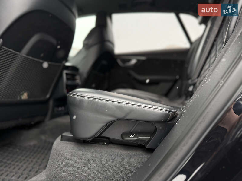 Внедорожник / Кроссовер Audi Q8 2019 в Львове фото 56 Внедорожник / Кроссовер Audi Q8 2019 в Львове