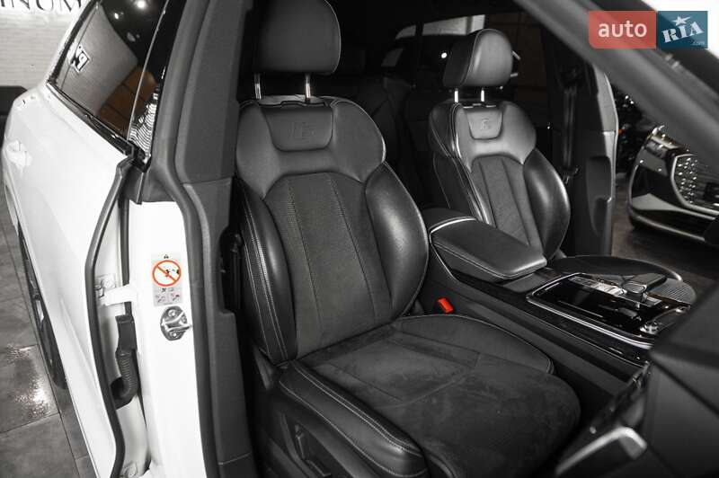 Позашляховик / Кросовер Audi Q8 2020 в Одесі