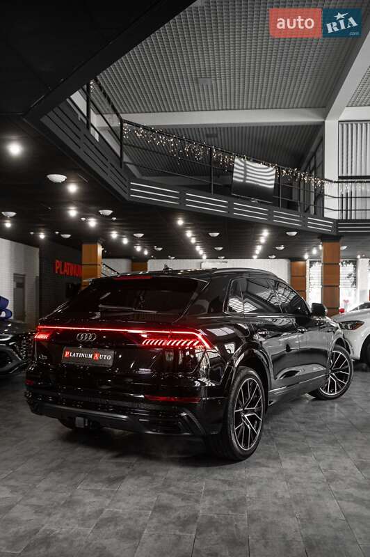Позашляховик / Кросовер Audi Q8 2023 в Одесі