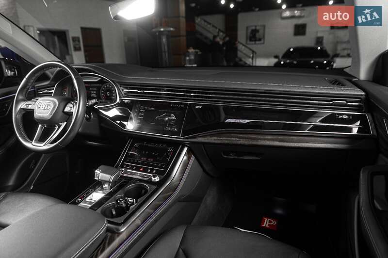 Позашляховик / Кросовер Audi Q8 2023 в Одесі