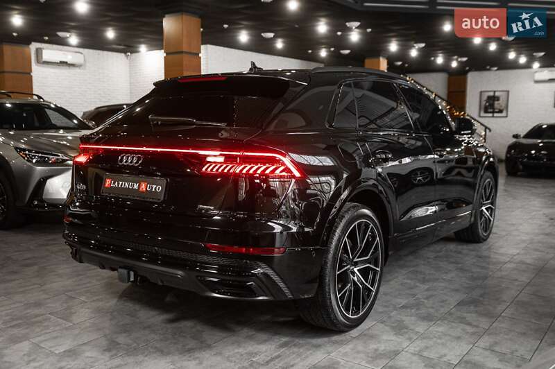 Позашляховик / Кросовер Audi Q8 2023 в Одесі